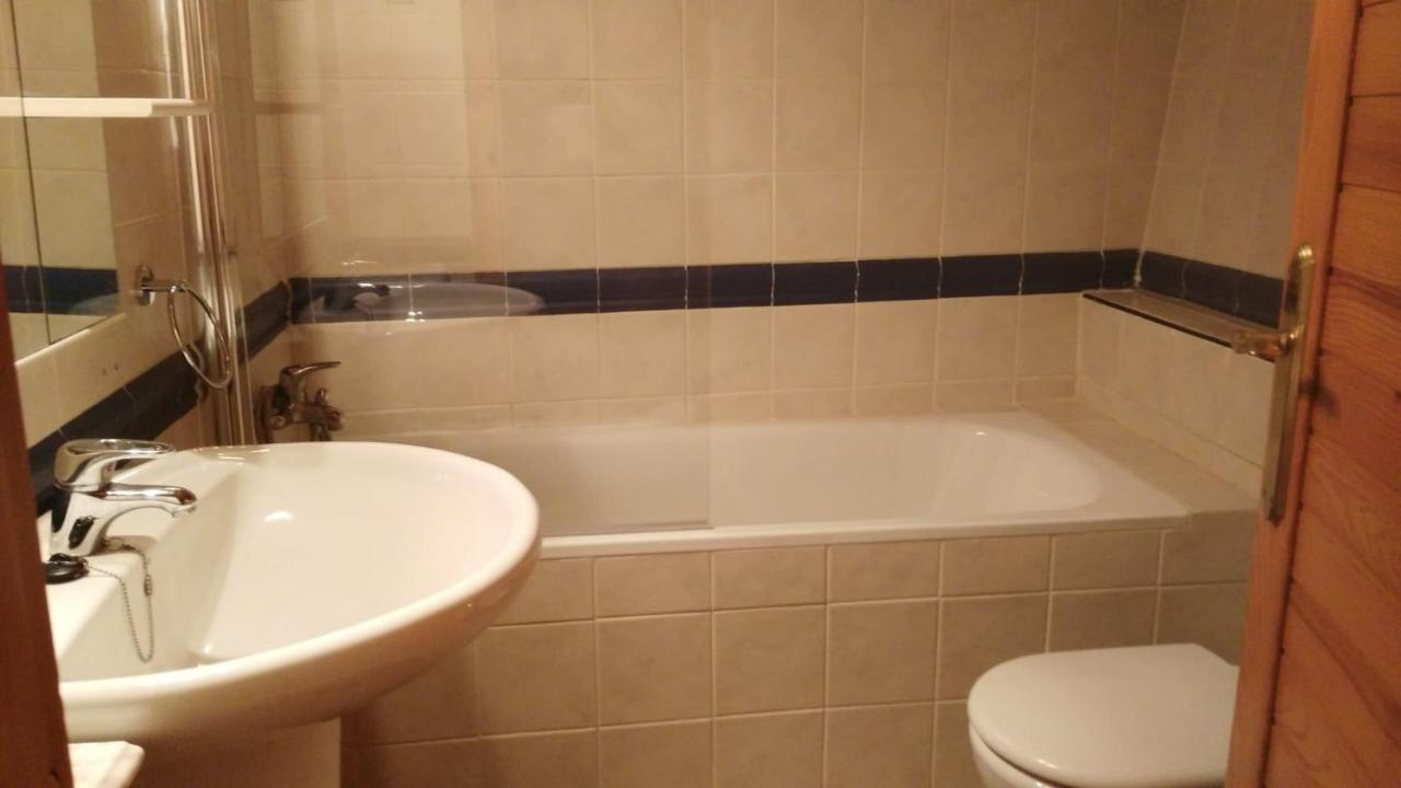Duplex Vallespin Ávila المظهر الخارجي الصورة